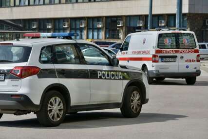 HOROR U TUZLI Muškarac isjekao komšinicu, hitno prevezena u bolnicu