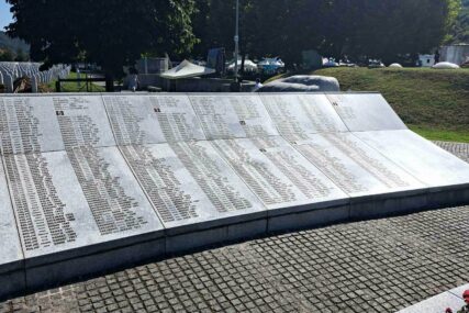 SDA o situaciji u Potočarima: "Ovo nije pritisak samo na Memorijalni centar"