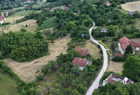 Selo ima struju, asfalt, rasvjetu, školu, ali nema povratnika (VIDEO)