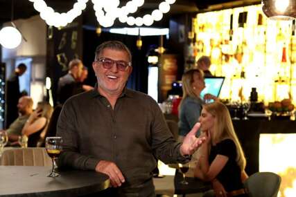 VIDEO Šerif Konjević potvrdio da je kralj narodne muzike: Nova pjesma "Sto kafana" osvojila publiku 