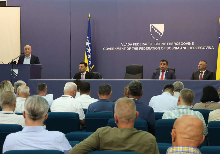 FOTO: 
URED VLADE FBIH
