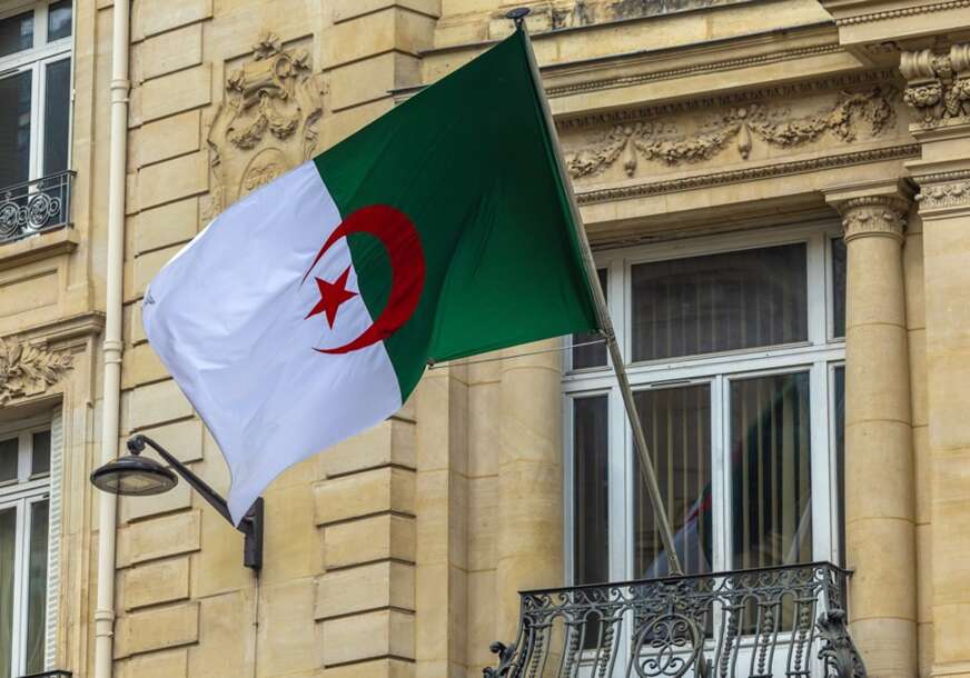 FOTO: EPA/CHRISTOPHE PETIT TESSON