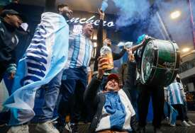 Argentinci uz 26-metarski spomenik Messiju slavili plasman u finale SP-a