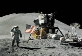 Astronauti Scott i Irwin više od šest sati vozali su se po Mjesecu u posebnom vozilu