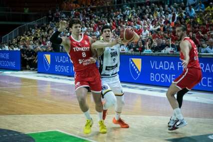 Košarkaši BiH otputovali za Beograd, sutra ih očekuje okršaj protiv Srbije