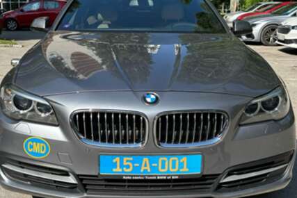 Njemačka ambasada u Sarajevu prodaje BMW 530d xDrive, a cijena je...