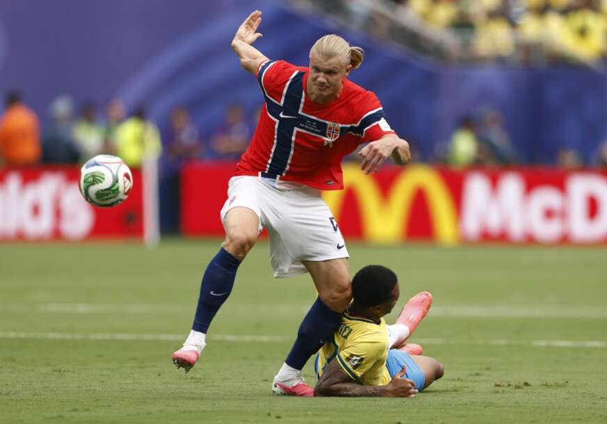 FOTO: EPA/WILL OLIVER
