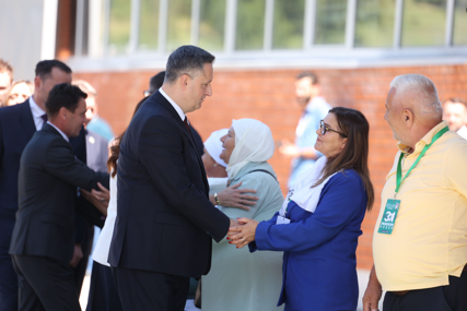 Bećirović: Mi nikada nećemo pokleknuti, vječno ćemo čuvati istinu o Srebrenici