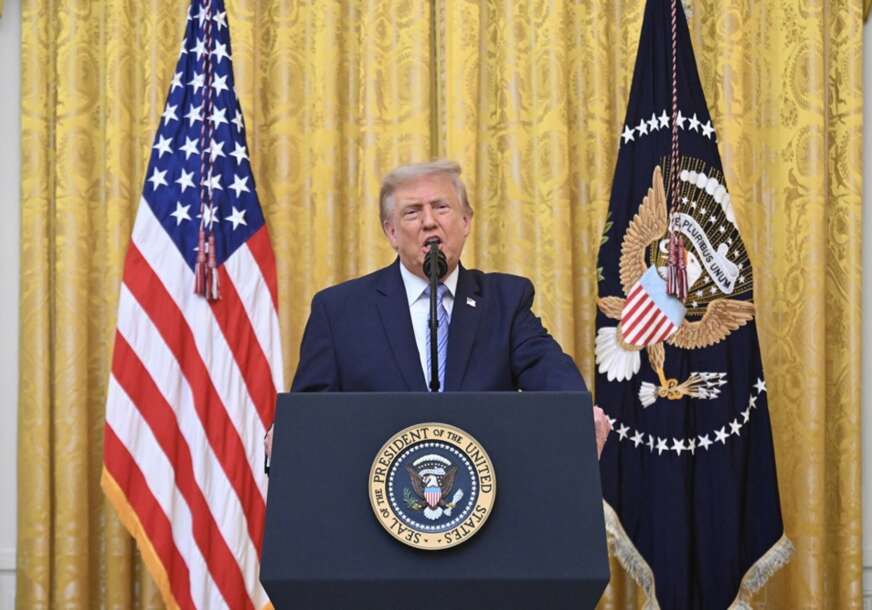 FOTO: EPA/SAUL LOEB / POOL