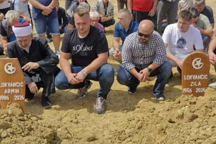 Klanjana dženaza Zili i Arminu Lokvančić: Majka i sin pokopani jedno pored drugog