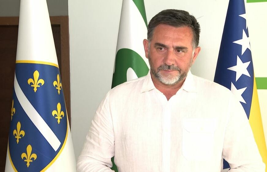 FOTO: N1
