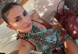 Emina Jahović uživa na odmoru sa sinom: Objavila fotografije bez šminke