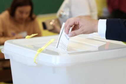 Krug 99 traži izmjenu glasačkih listića: "Na njima ne smije pisati bošnjački, hrvatski i srpski član"