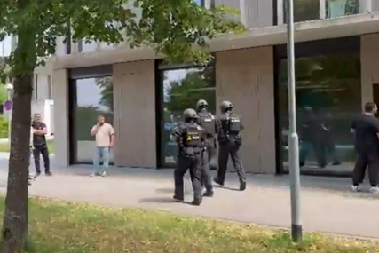 U Njemačkoj 16-godišnjak izbo učenice, ubrzo je uhapšen (VIDEO)