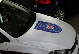 UŽAS U HERCEGOVINI Nepoznati napadač otvorio vatru na porodičnu kuću i automobile, policija u velikoj poteri!