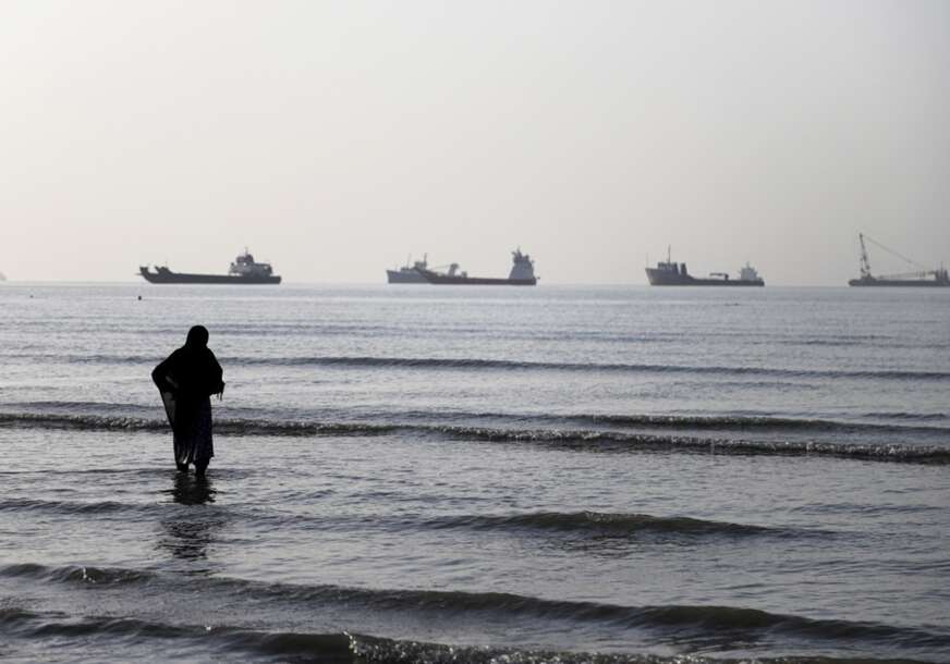 FOTO: EPA/AMIRHOSSEIN KHORGOOEI/ ISNA NEWS