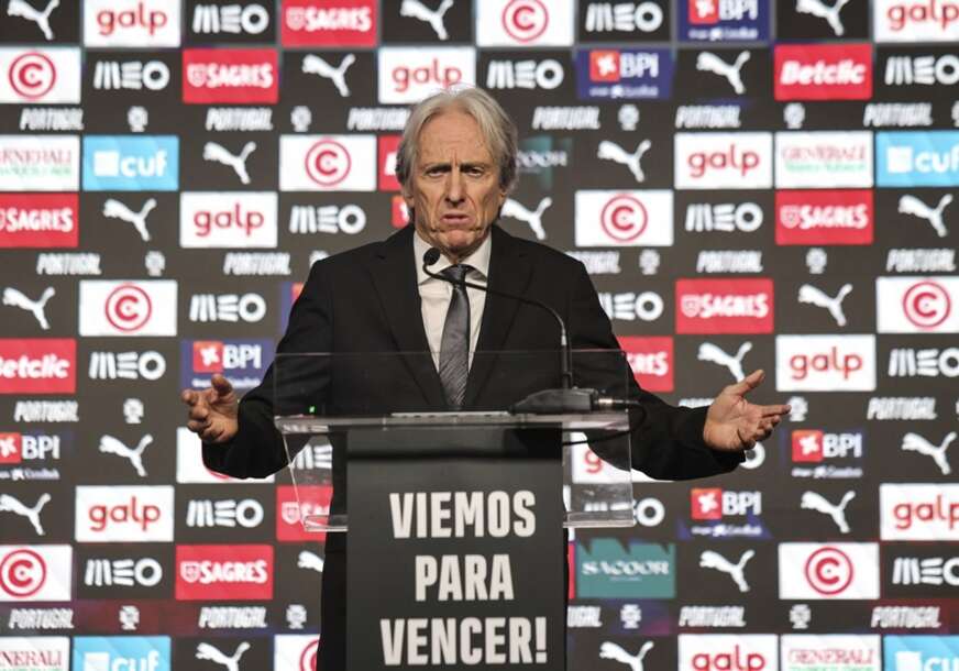 FOTO: EPA/MANUEL DE ALMEIDA