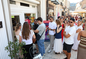 (FOTO) Sve vrvi od turista u Sarajevu zbog Dine Merlina
