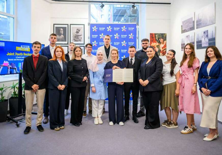 FOTO: DELEGACIJA EU U BIH
