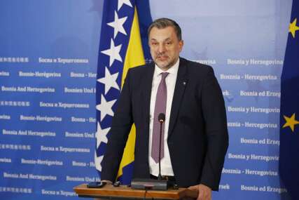 Konaković: Hrvati u BiH imaju više prava i pozicija nego što im pripada, to je na štetu Bošnjaka