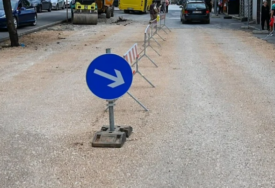 BIHAMK Zatvoren dio autoceste A-1, novi sistem registracije putnika stvara gužve na graničnim prelazima