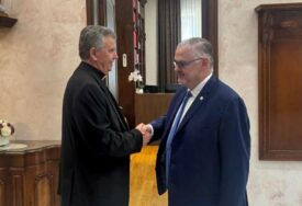Nadbiskup Vukšić se susreo s Crishockom, naglašen značaj međureligijskog dijaloga