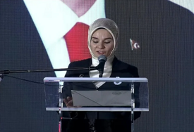 Erdogan u poruci citirao Aliju Izetbegovića: "Šta god činili, ne zaboravite genocid"