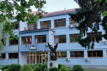 Sindikat MUP-a HBK-a s ministrom Lovrićem o platama i kolektivnom ugovoru