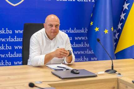 GUBITNIK DANA Mustafa Ružnić