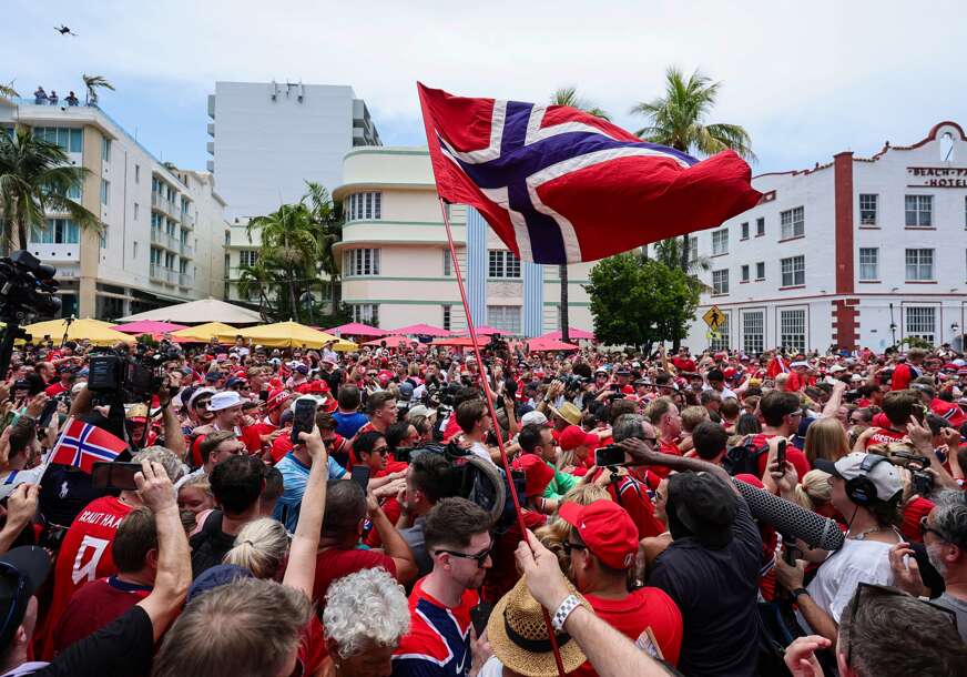 FOTO: NAVIJAČI NORVEŠKE OKUPIRALI MIAMI