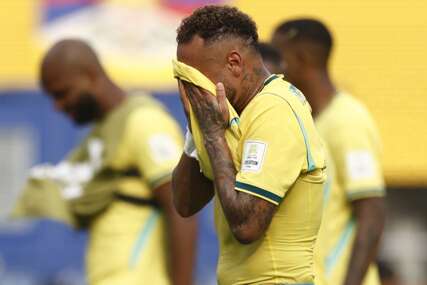 Neymar u suzama završio reprezentativnu karijeru nakon šoka na Mundijalu