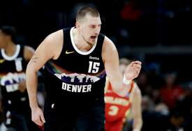 Jokić odgađa potpis, čeka ugovor od 350 miliona dolara