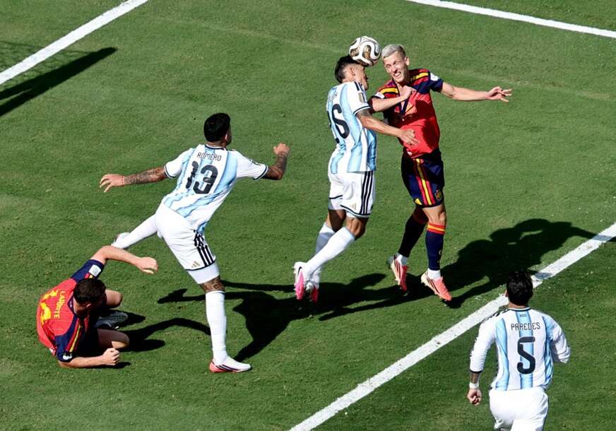 FOTO: EPA/RONALD WITTEK