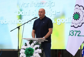 Osmanović: Na spisku ubijenih u Srebrenici su petorica Omera Osmanovića, svi su možda mogli biti bolji od mene