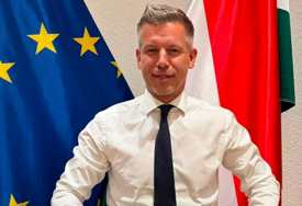 Peter Magyar dobio neobičan poklon od premijera Pakistana: "Ne daje nam svako revolver"