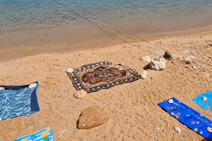 "To se Aladin parkirao": Pogledajte kako je turist rezervirao mjesto na plaži