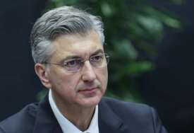 Plenković u Parizu sa specijalnom policijom: Spriječena je politička pogreška
