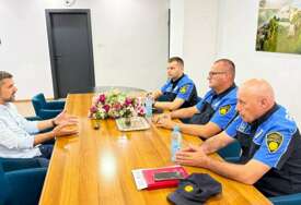 Unaprijeđenje sigurnosti u fokusu sastanka načelnika Bužima i direktora Uprave policije USK