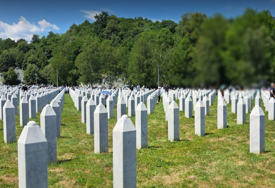 SREBRENICA PAMTI U Potočarima klanjana dženaza za deset žrtava: Potraga za kostima najmilijih i dalje traje