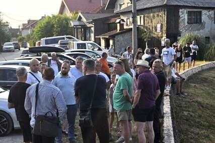 Bihać: Građani protestom ukazali na problem ispuštanja kanalizacije u Unu