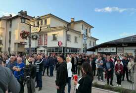 Završeni protesti na Palama, pretučeni u policijskoj raciji poručili: Tražimo sankcionisanje odgovornih