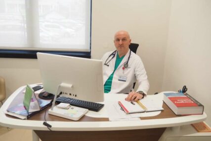 Specijalista urgentne medicine dr. Sanel Hrkić: Kako prepoznati sunčanicu i pravilno reagovati