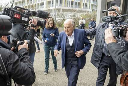 Sepp Blatter žestoko osudio pomilovanje američkog napadača: "Crveni kartoni se ne poništavaju političkim telefonskim pozivima"