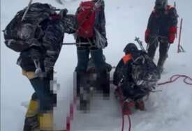 Evakuisana tijela stradalih bh. planinara sa Elbrusa