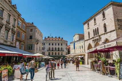 Splitski liječnik (75) bez pregleda dijelio uvjerenja, pomagao mu psiholog (79)