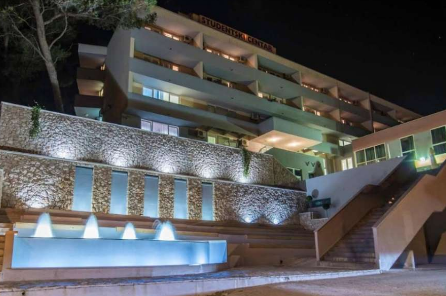 FOTO: STUDENTSKI CENTRA MOSTAR