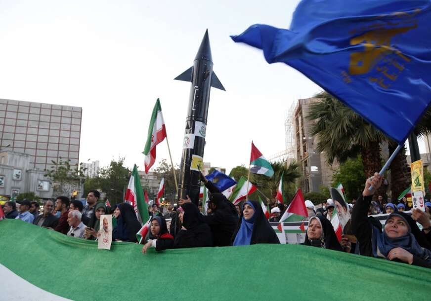 FOTO: EPA/ABEDIN TAHERKENAREH