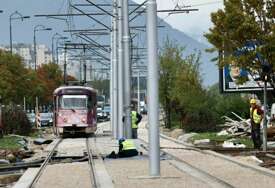 Tramvaj se zapalio tokom vožnje u Nedžarićima, nema povrijeđenih