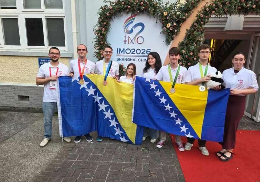 FOTO: SLUŽBA ZA PROTOKOL I ODNOSE S JAVNOŠĆU KS