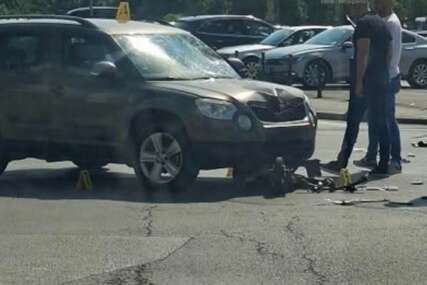 Vozač romobila povrijeđen nakon teške nesreće u centru Sarajeva